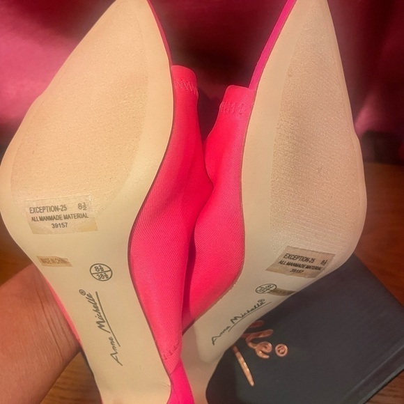 Anne Michelle Bright Lights Hot Pink Heels - Picture 7 of 8